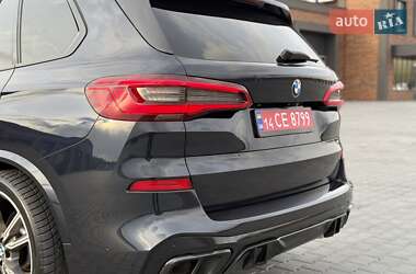 Позашляховик / Кросовер BMW X5 2019 в 