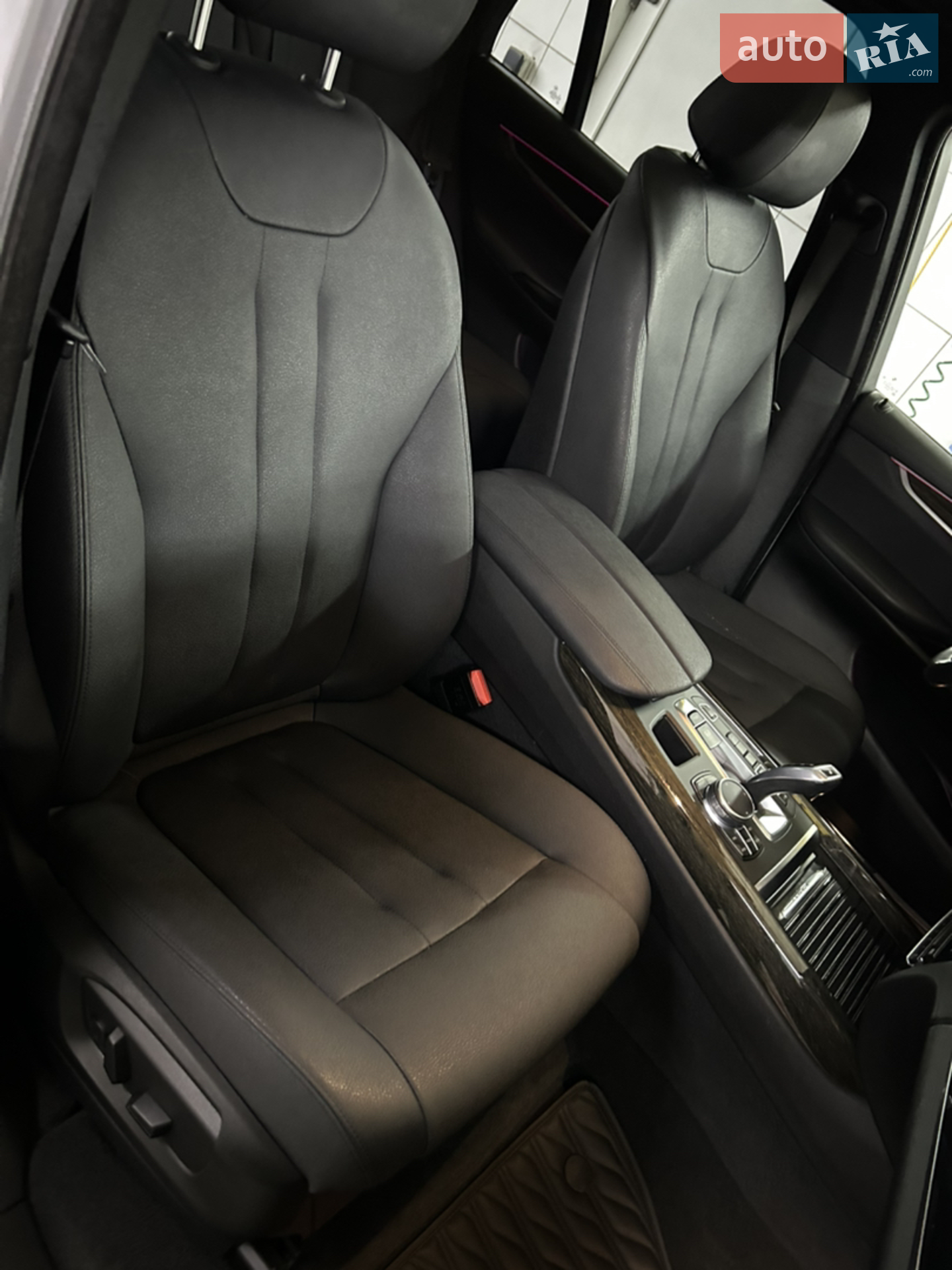 2017 BMW X5 - мініатюра 37