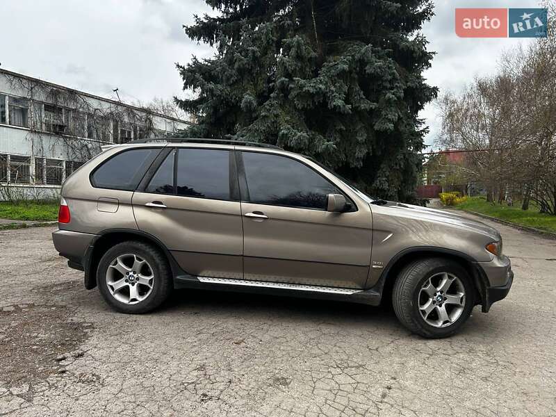 Внедорожник / Кроссовер BMW X5 2005 в Днепре