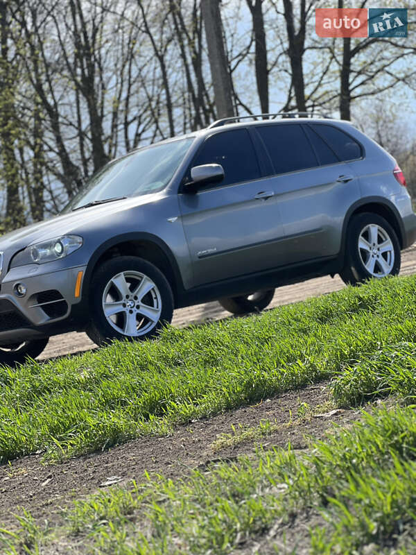 Внедорожник / Кроссовер BMW X5 2012 в Томашполе