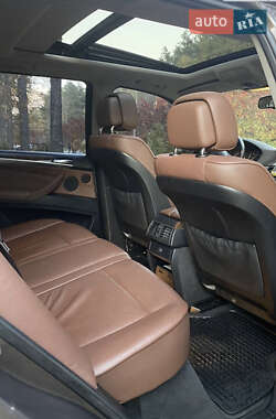Внедорожник / Кроссовер BMW X5 2011 в 