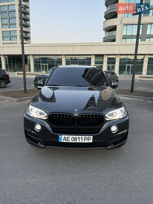 Позашляховик / Кросовер BMW X5 2014 в Дніпрі