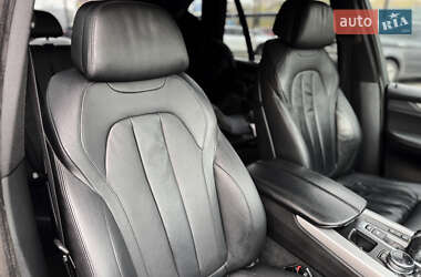 Позашляховик / Кросовер BMW X5 2014 в 