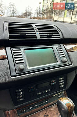 Внедорожник / Кроссовер BMW X5 2001 в 