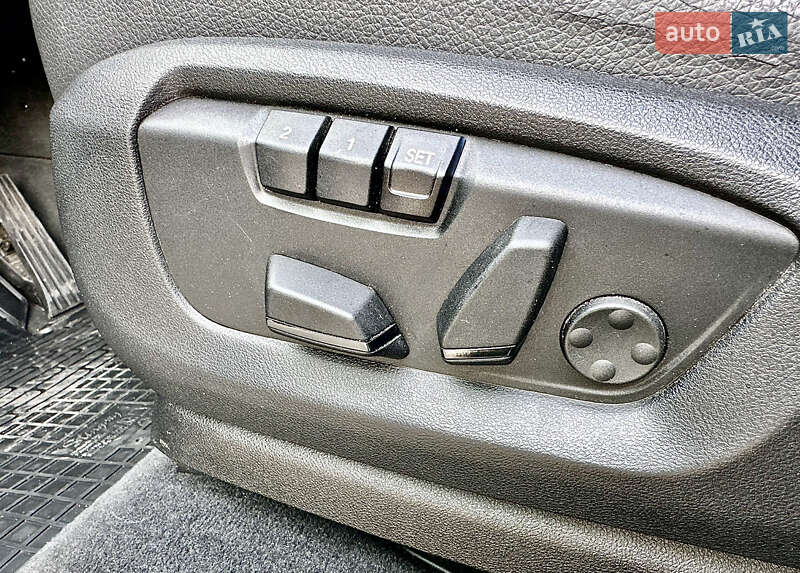 Позашляховик / Кросовер BMW X5 2015 в Києві фото 34 Позашляховик / Кросовер BMW X5 2015 в Києві