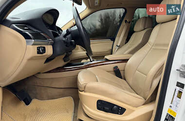 Внедорожник / Кроссовер BMW X5 2011 в 