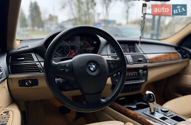 Внедорожник / Кроссовер BMW X5 2011 в 