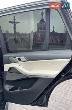 Внедорожник / Кроссовер BMW X5 2020 в 