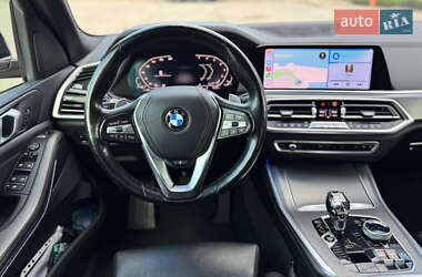 Позашляховик / Кросовер BMW X5 2018 в 