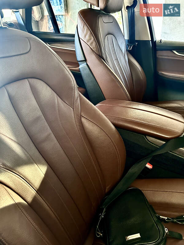Позашляховик / Кросовер BMW X5 2014 в Хмельницькому
