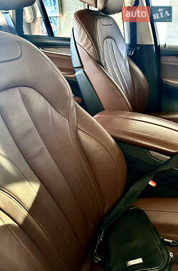 Внедорожник / Кроссовер BMW X5 2014 в 