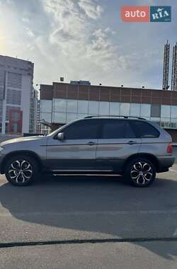 Внедорожник / Кроссовер BMW X5 2004 в 
