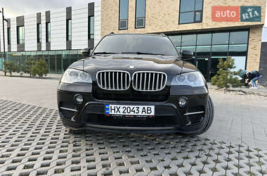 Позашляховик / Кросовер BMW X5 2013 в 