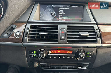 Позашляховик / Кросовер BMW X5 2013 в 