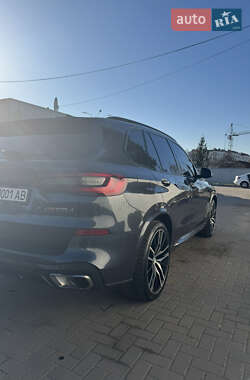 Внедорожник / Кроссовер BMW X5 2018 в 