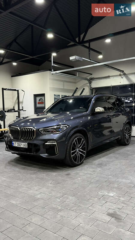 Внедорожник / Кроссовер BMW X5 2018 в 