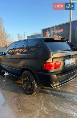 Внедорожник / Кроссовер BMW X5 2003 в 