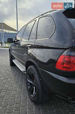 Внедорожник / Кроссовер BMW X5 2004 в 