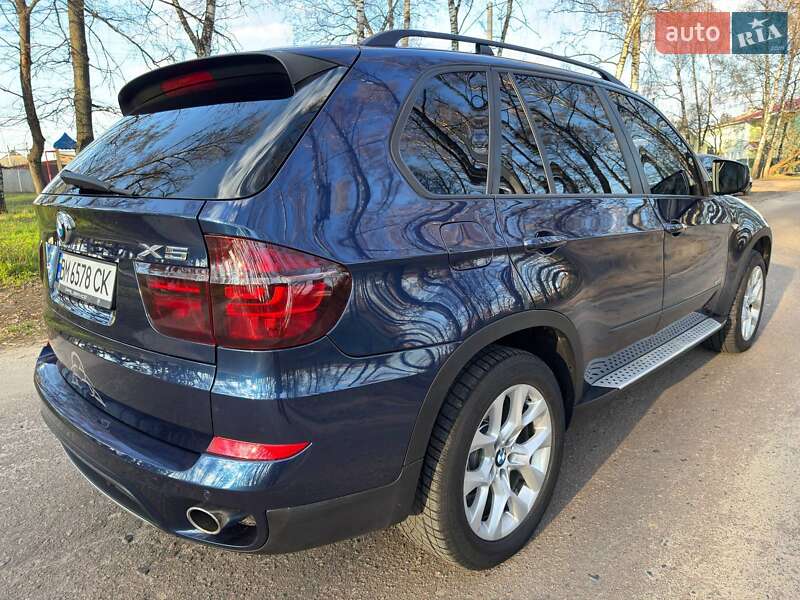 Позашляховик / Кросовер BMW X5 2011 в Охтирці