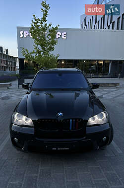 Внедорожник / Кроссовер BMW X5 2011 в 