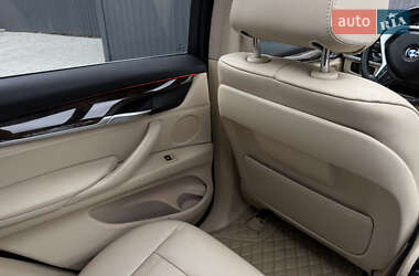 Позашляховик / Кросовер BMW X5 2014 в 