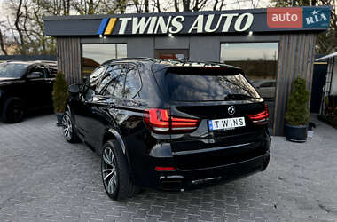 Позашляховик / Кросовер BMW X5 2013 в 
