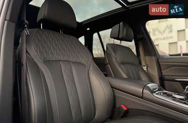 Позашляховик / Кросовер BMW X5 2019 в 