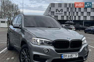 Внедорожник / Кроссовер BMW X5 2015 в 