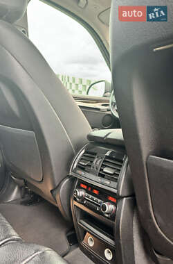 Внедорожник / Кроссовер BMW X5 2015 в 