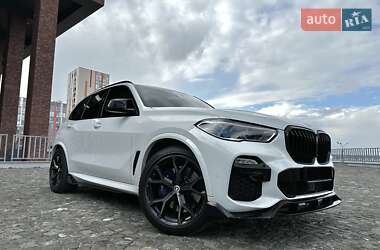 Внедорожник / Кроссовер BMW X5 2019 в 