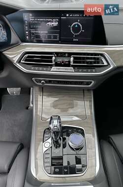 Внедорожник / Кроссовер BMW X5 2019 в 