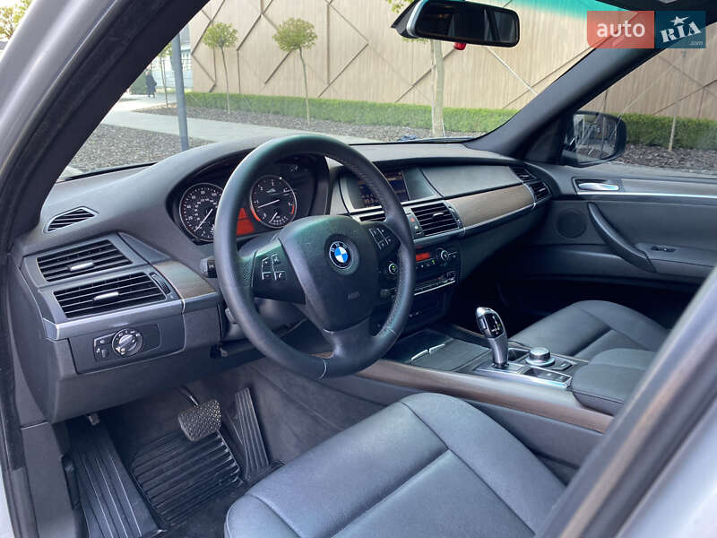Внедорожник / Кроссовер BMW X5 2008 в Мукачево