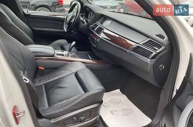 Позашляховик / Кросовер BMW X5 2011 в 