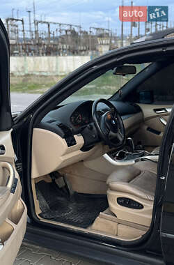 Внедорожник / Кроссовер BMW X5 2002 в 