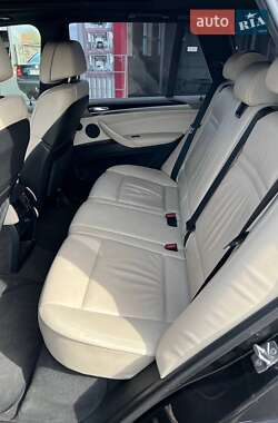 Внедорожник / Кроссовер BMW X5 2010 в 