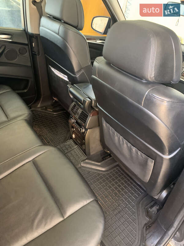 Позашляховик / Кросовер BMW X5 2009 в Одесі