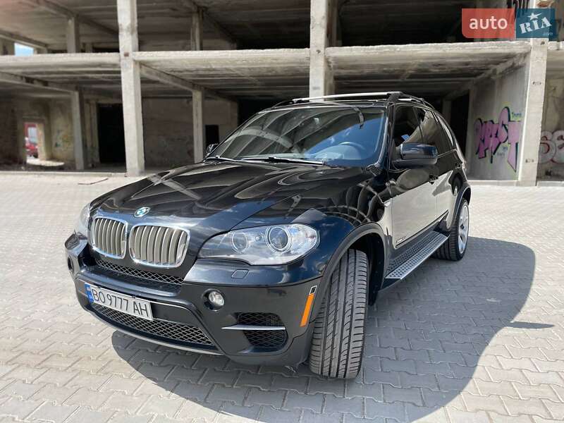 Внедорожник / Кроссовер BMW X5 2013 в 