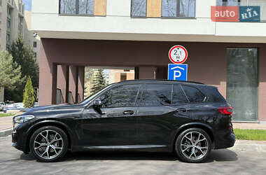 Внедорожник / Кроссовер BMW X5 2020 в 