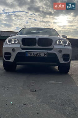 Внедорожник / Кроссовер BMW X5 2012 в 