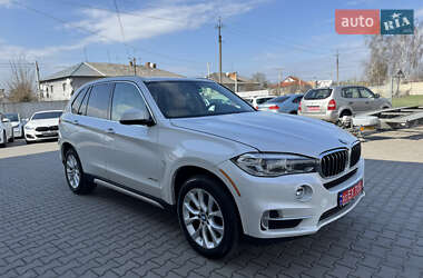 Внедорожник / Кроссовер BMW X5 2015 в 