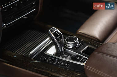 Внедорожник / Кроссовер BMW X5 2015 в 