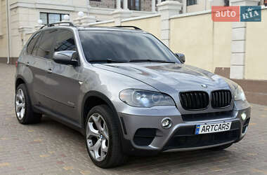 Внедорожник / Кроссовер BMW X5 2011 в 