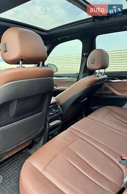 Позашляховик / Кросовер BMW X5 2017 в 