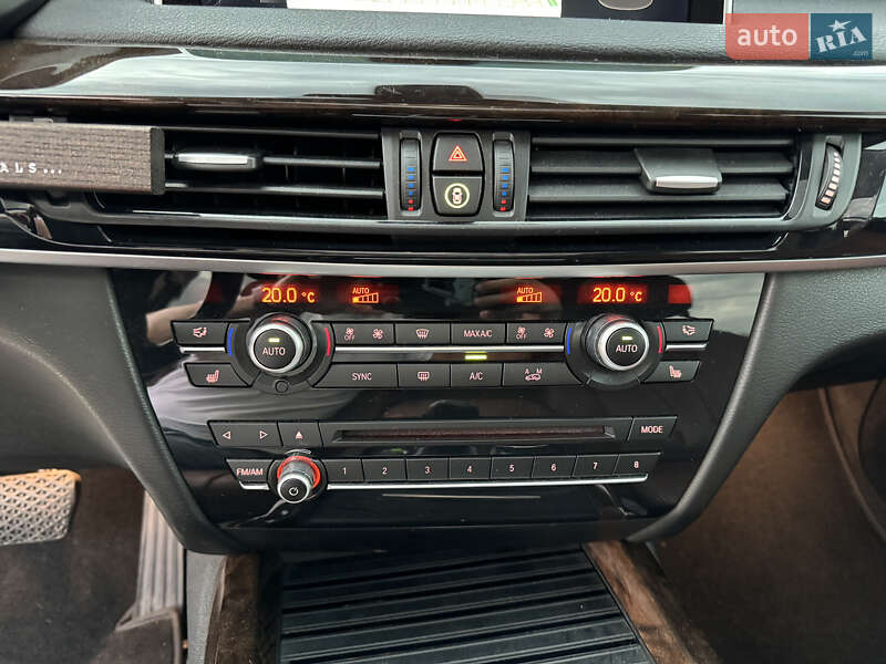 Внедорожник / Кроссовер BMW X5 2014 в Львове