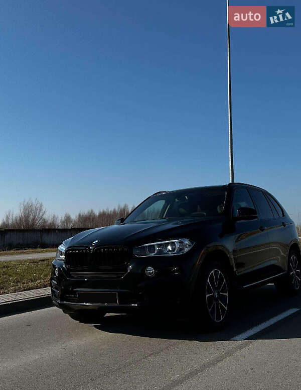 Внедорожник / Кроссовер BMW X5 2015 в 