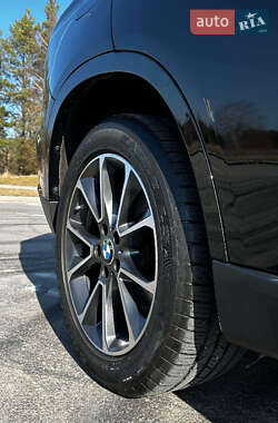 Внедорожник / Кроссовер BMW X5 2015 в 