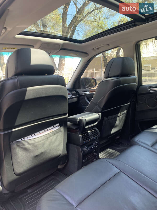 Позашляховик / Кросовер BMW X5 2009 в Одесі