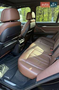 Внедорожник / Кроссовер BMW X5 2014 в 