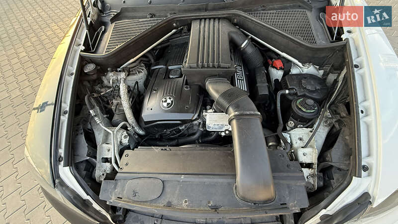 Внедорожник / Кроссовер BMW X5 2009 в Киеве