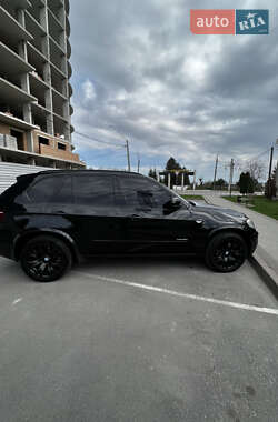 Позашляховик / Кросовер BMW X5 2010 в 